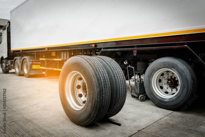 Pneu poids lourds régional pas cher avec XXL TYRES